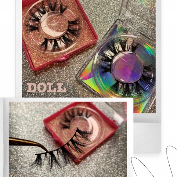 Strip lashes !! - Picture 3 of 5